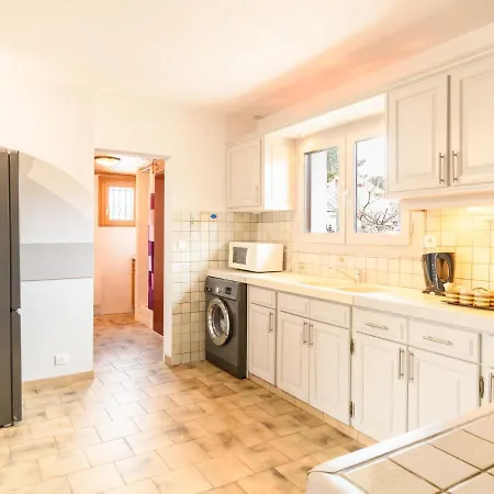 Yuvita By Interhome *